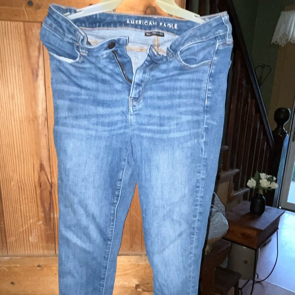 American Eagle ankle crop jeans